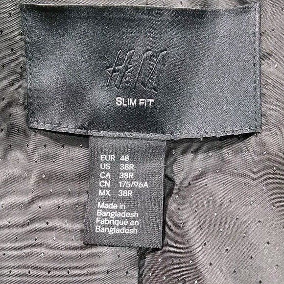 H&M Slim Fit Button Front Blazer Sport Coat Jacket Polyester Viscose MENS 38R - Picture 6 of 9